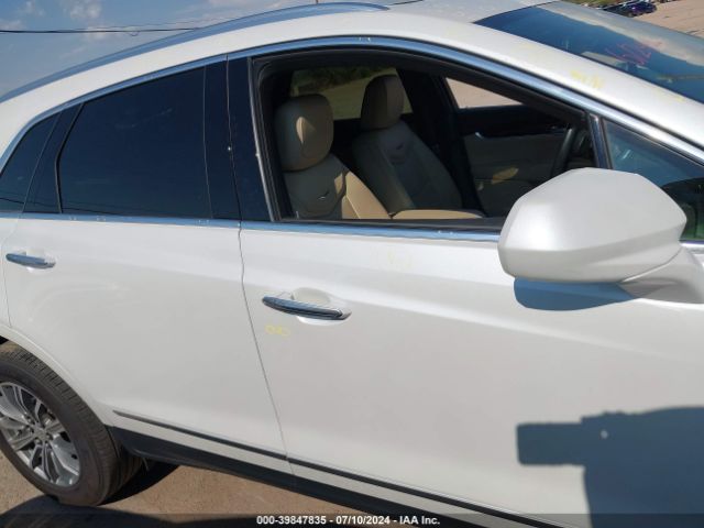 1GYKNBRS5HZ121781 Cadillac XT5 LUXURY