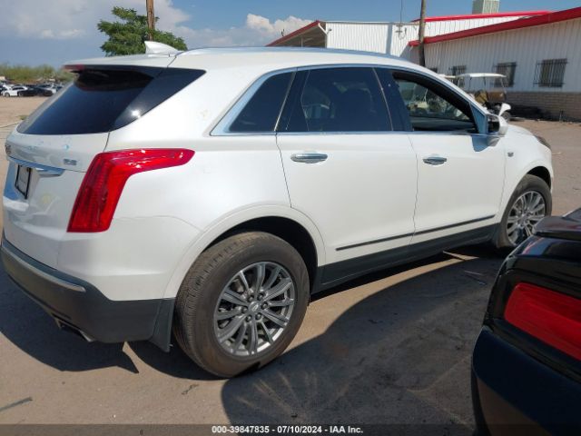 1GYKNBRS5HZ121781 Cadillac XT5 LUXURY