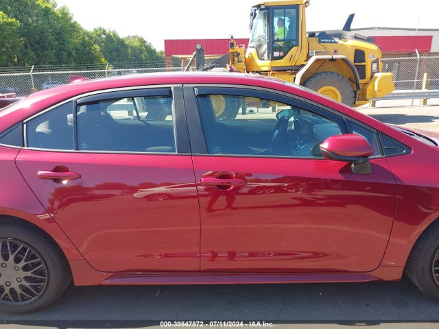 Toyota COROLLA LE 2022 5YFEPMAE4NP391105 Image 13