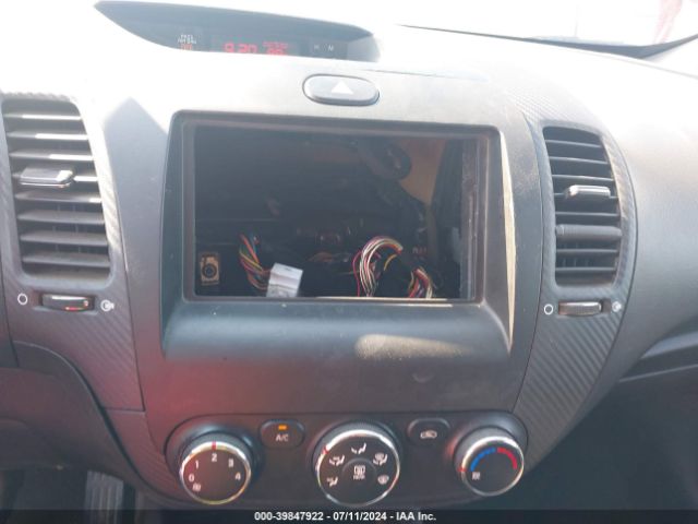 KNAFX4A80E5204371 KIA FORTE EX