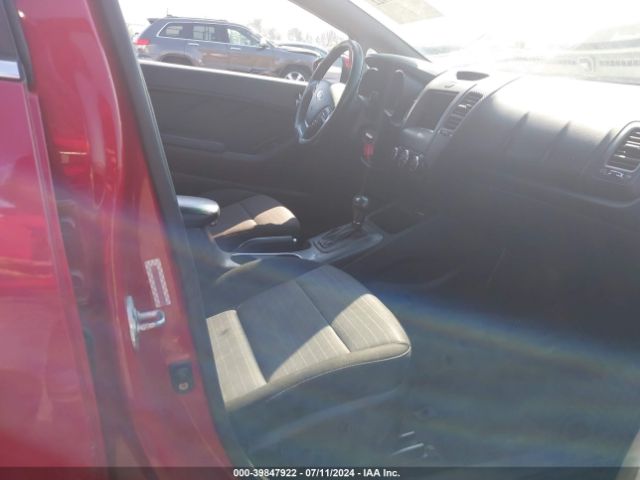 KNAFX4A80E5204371 KIA FORTE EX