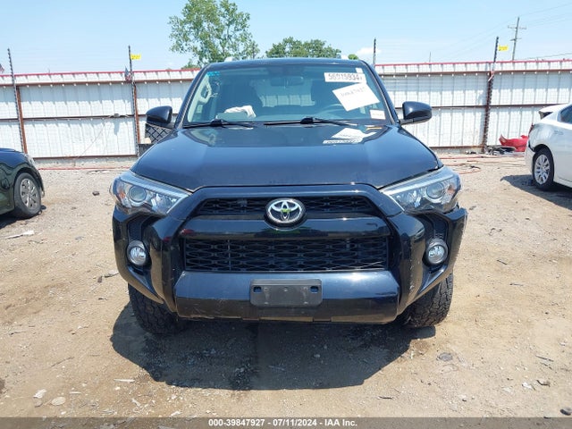 Toyota 4RUNNER SR5 2016 JTEBU5JR4G5396871 Image 11