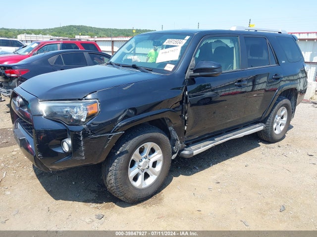 Toyota 4RUNNER SR5 2016 JTEBU5JR4G5396871 Image 2
