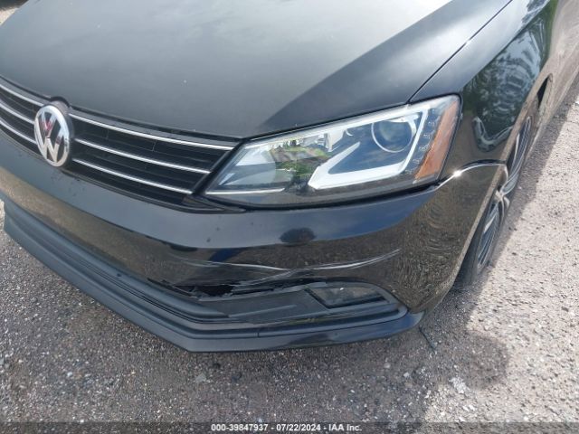 3VWD17AJ7GM416405 Volkswagen Jetta 1.8t Sport