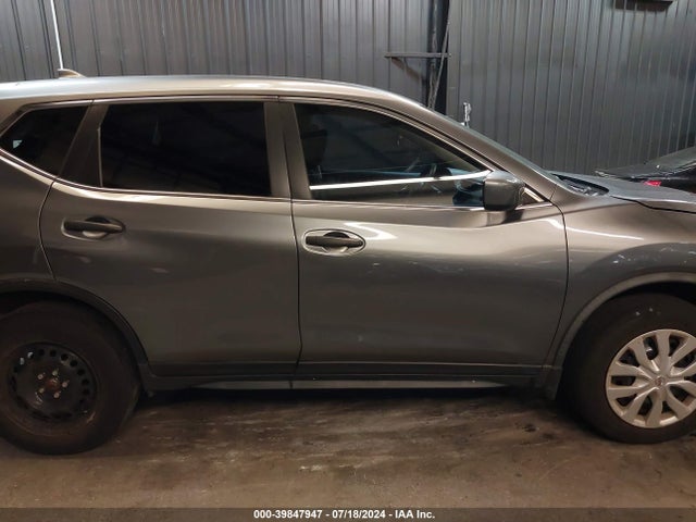Nissan ROGUE S 2018 JN8AT2MV6JW313229 Image 14