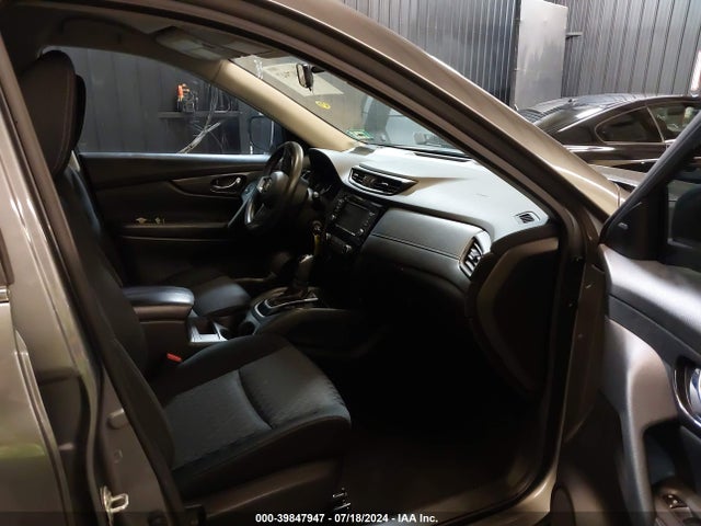 Nissan ROGUE S 2018 JN8AT2MV6JW313229 Image 5