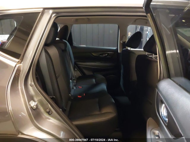 Nissan ROGUE S 2018 JN8AT2MV6JW313229 Image 8