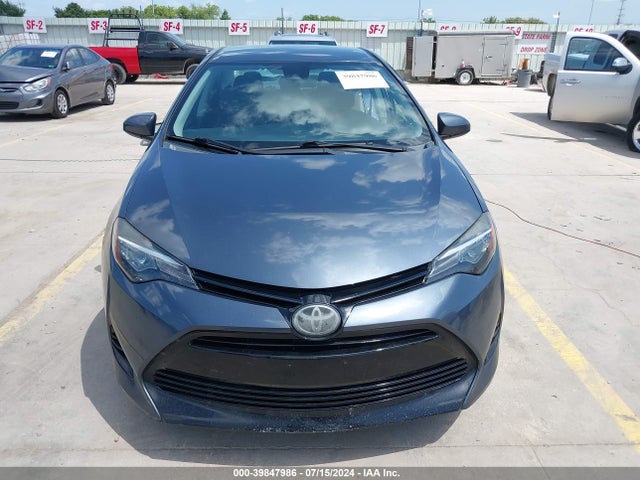 Toyota COROLLA LE 2018 5YFBURHE9JP821493 Image 13