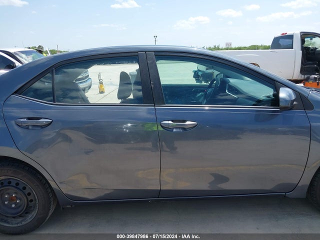 Toyota COROLLA LE 2018 5YFBURHE9JP821493 Image 14