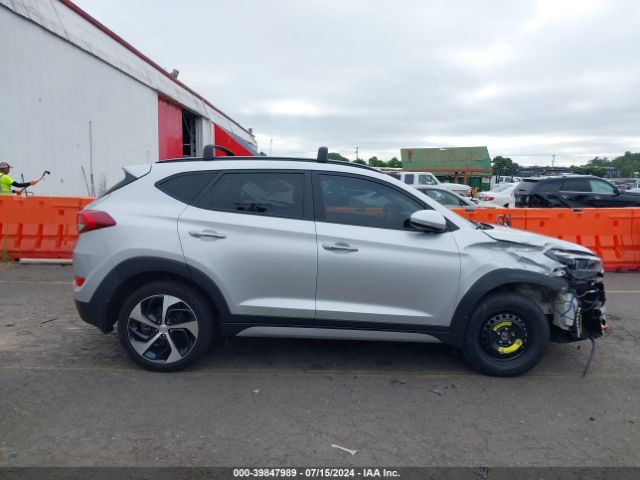 KM8J3CA26HU513654 Hyundai Tucson Limited
