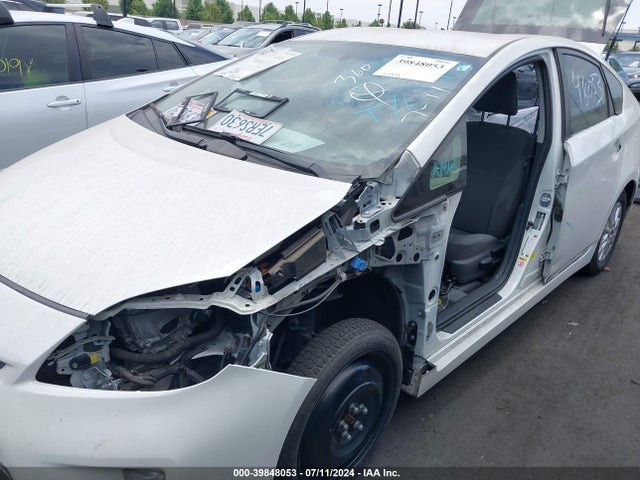 JTDKN3DP7E3057272 Toyota PRIUS PLUG-IN