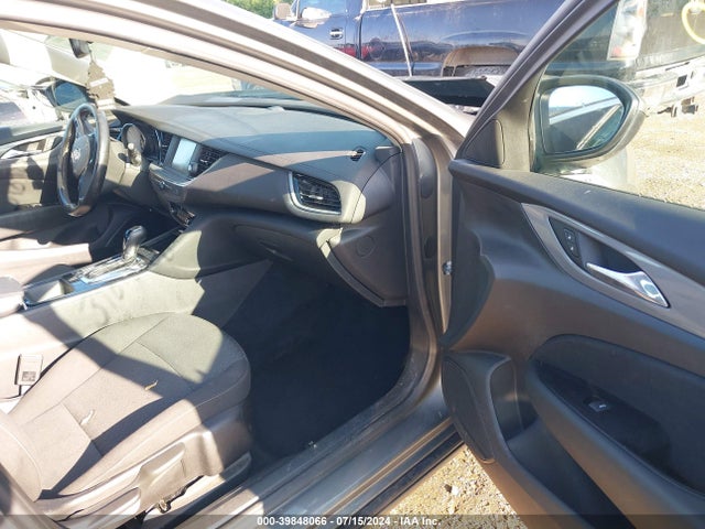 Buick Regal Sportback Preferred 2018 W04GL6SX3J1109769 Image 5