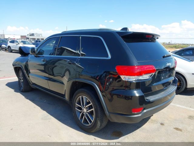 1C4RJEAG8JC380752 Jeep Grand Cherokee Laredo E 4x2