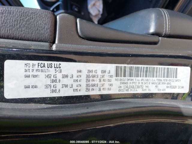 1C4RJEAG8JC380752 Jeep Grand Cherokee Laredo E 4x2