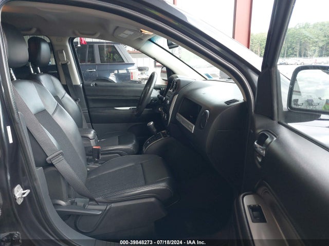 1C4NJDEBXED530545 Jeep Compass Latitude