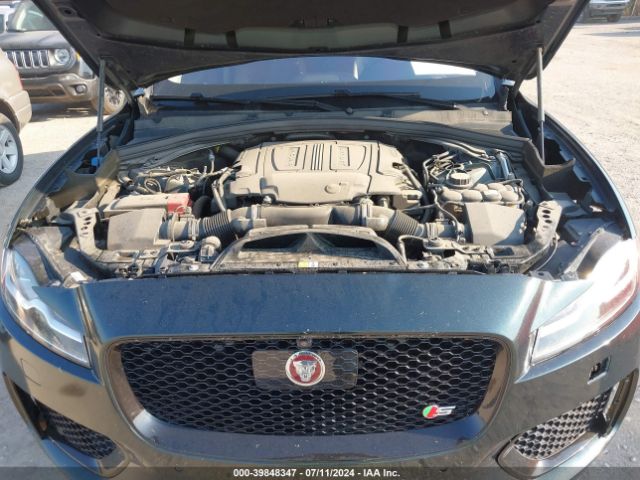 SADCM2BV4HA053669 Jaguar F-PACE S