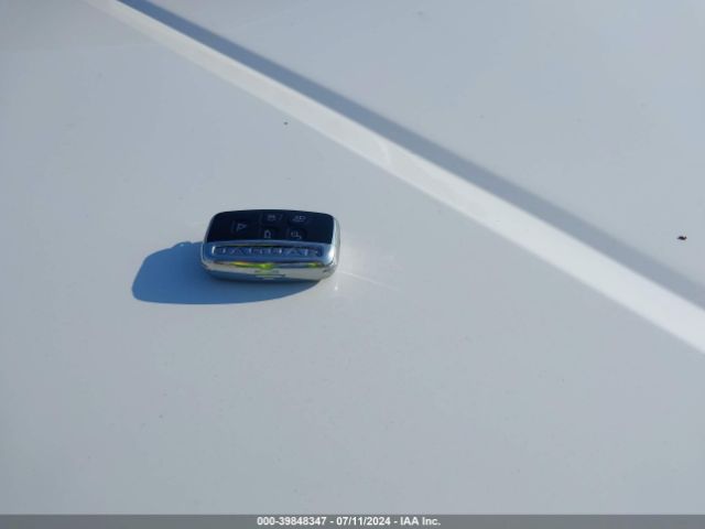 SADCM2BV4HA053669 Jaguar F-PACE S