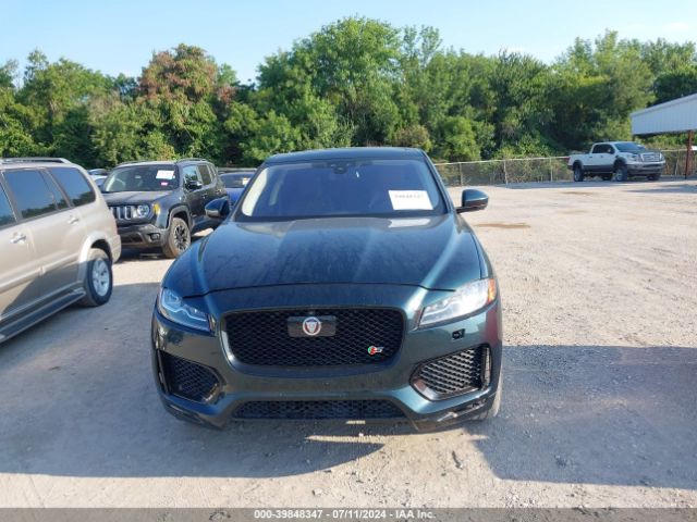 SADCM2BV4HA053669 Jaguar F-PACE S
