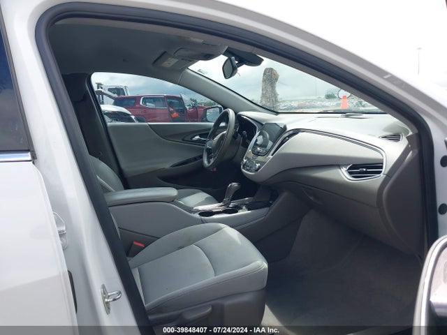 Chevrolet MALIBU LT 2018 1G1ZD5ST6JF177322 Image 5
