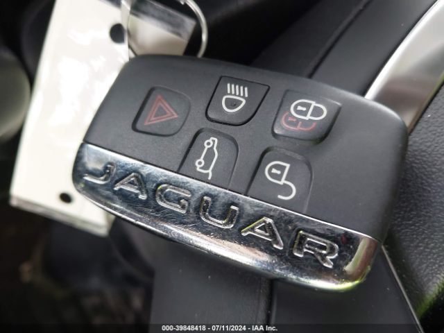 SADCK2GX7KA601414 Jaguar F-pace 25t Prestige/30t Prestige