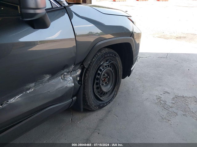 Toyota RAV4 LE 2019 2T3F1RFV3KC039891 Image 17