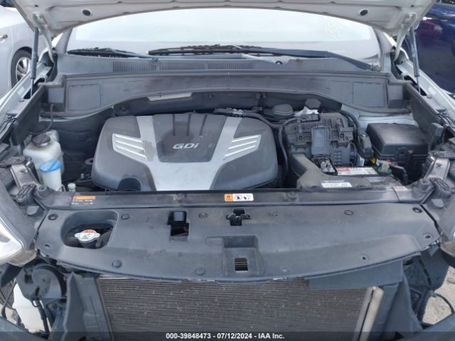 KM8SMDHFXGU138852 Hyundai Santa Fe Se