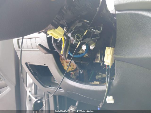 KM8SMDHFXGU138852 Hyundai Santa Fe Se