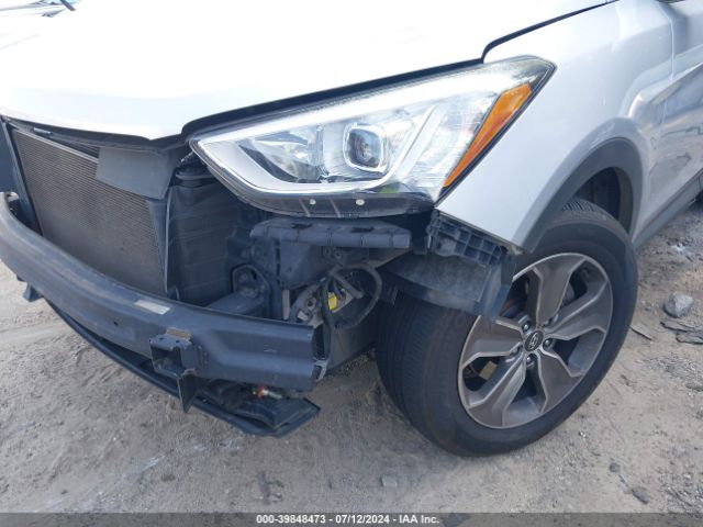 KM8SMDHFXGU138852 Hyundai Santa Fe Se