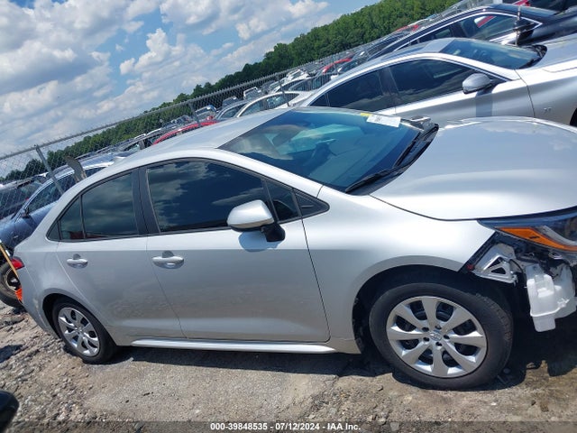 Toyota COROLLA LE 2022 5YFEPMAE5NP386298 Image 13