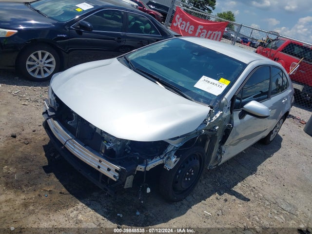 Toyota COROLLA LE 2022 5YFEPMAE5NP386298 Image 2