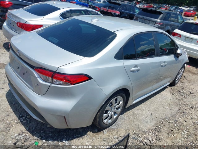 Toyota COROLLA LE 2022 5YFEPMAE5NP386298 Image 4