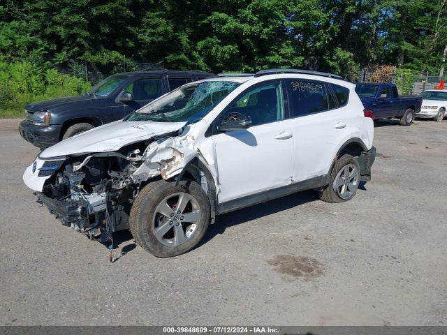 Toyota Rav4 Xle 2015 2T3RFREV7FW367562 Image 2