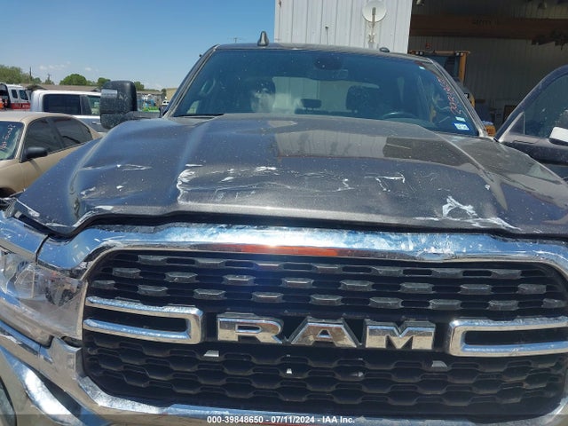 3C6UR5DJ5PG548743 RAM 2500 Big Horn  4x4 6'4 Box