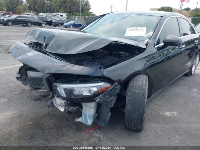 W1K3G4EB5LW042925 Mercedes-Benz A 220