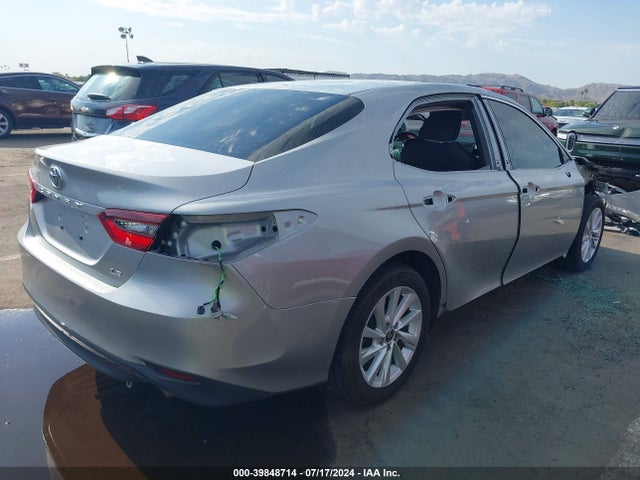 Toyota CAMRY LE 2021 4T1C11AK2MU478575 Image 4