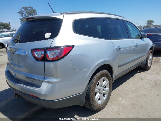 Chevrolet Traverse Ls 2015 1GNKRFED3FJ369796 Image 4