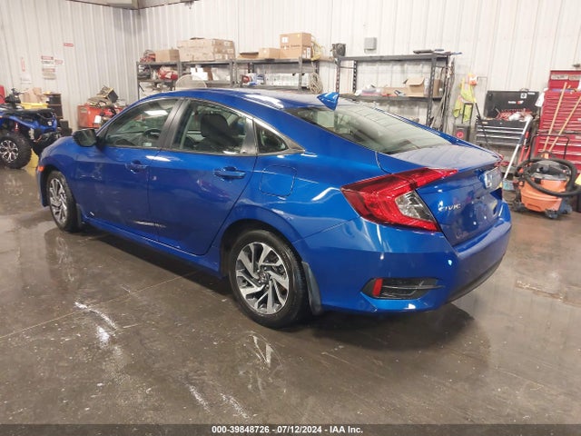 Honda CIVIC EX 2018 2HGFC2F7XJH572631 Image 3