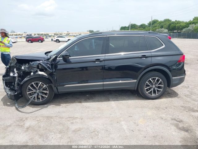 3VV3B7AX9LM036638 Volkswagen Tiguan 2.0t Se/2.0t Se R-line Black/2.0t Sel