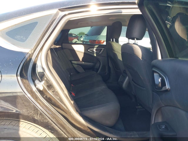 Chrysler 200 Limited 2015 1C3CCCAB9FN758912 Image 8