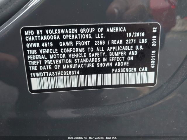 1VWDT7A31HC028374 Volkswagen Passat 1.8t R-line