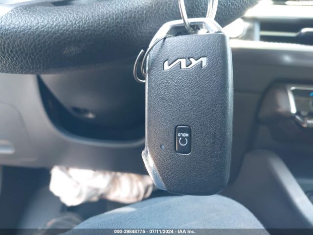 5XXG14J21RG238535 KIA K5 LXS