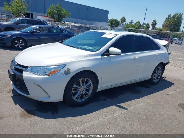 Toyota CAMRY SE 2015 4T1BF1FK2FU033018 Image 2
