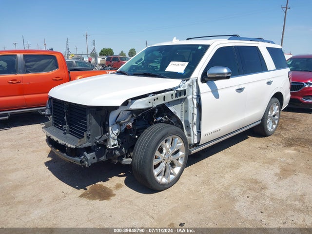 Ford Expedition Platinum 2018 1FMJU1LT3JEA70676 Image 2