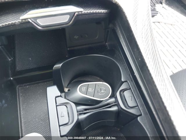 W1KAF4HB8NR053120 Mercedes-Benz C 300 4matic