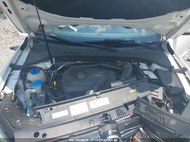 1VWBT7A34EC111462 Volkswagen Passat 1.8t Se