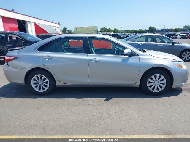 Toyota CAMRY LE 2016 4T4BF1FKXGR540496 Image 13