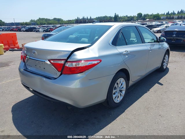 Toyota CAMRY LE 2016 4T4BF1FKXGR540496 Image 4