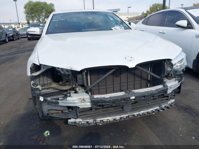 WBAJA9C58KB388872 BMW 530e Iperformance