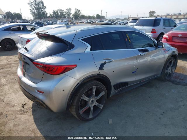 SJKCH5CP6HA031915 Infiniti Qx30 Premium
