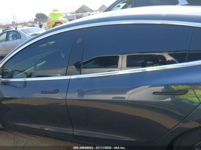 5YJ3E1EA6LF804475 Tesla Model 3 Standard Range Plus Rear-wheel Drive/standard Range Rear-wheel Drive